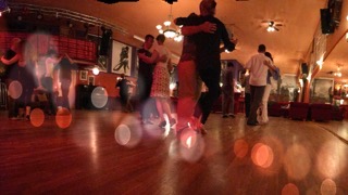 Tango Rojo Schule