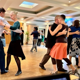 Tango Rojo Schule