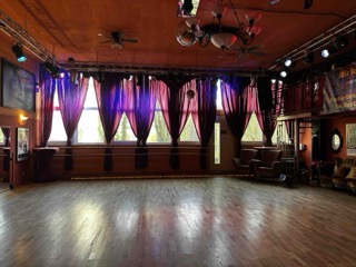 Tango Rojo Schule